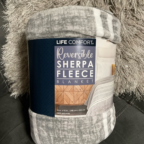 Life comfort reversible Sherpa Fleece Throw Blanket - Picture 1 of 3